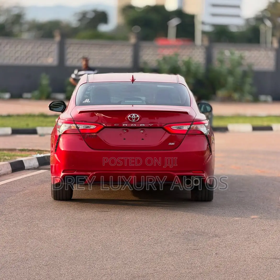 Toyota Camry SE FWD 2020 Red