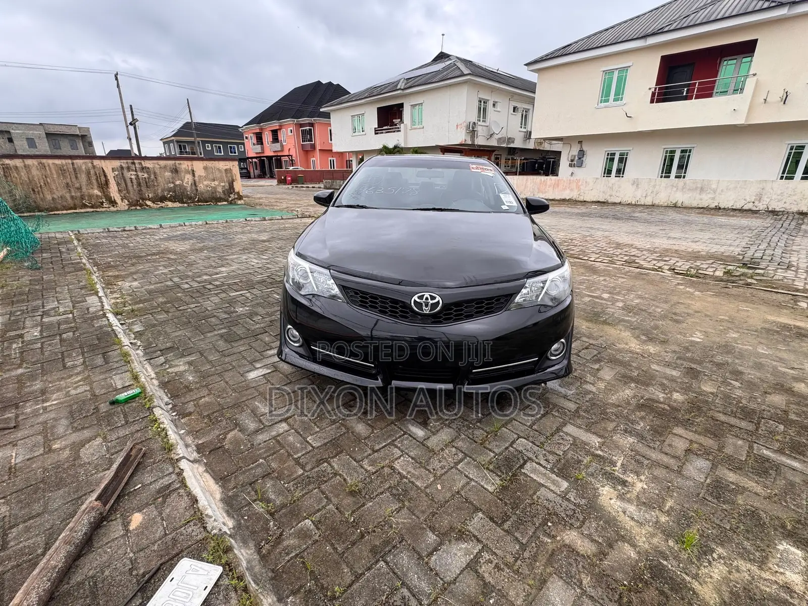 Toyota Camry SE 4dr Sedan (2.5L 4cyl 6A) 2013 Black