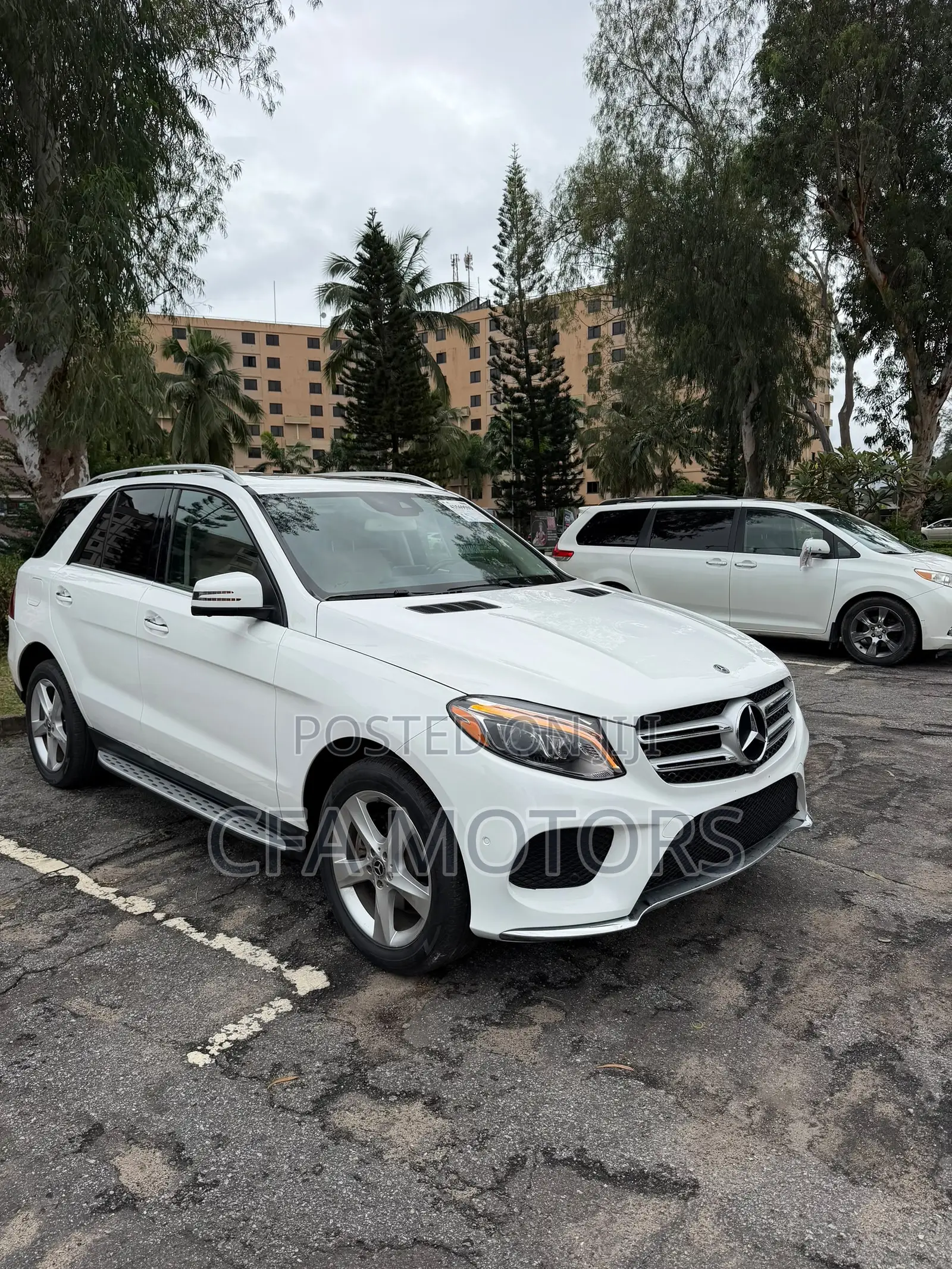 Mercedes-Benz GLE-Class GLE 350d 4MATIC 2018 White