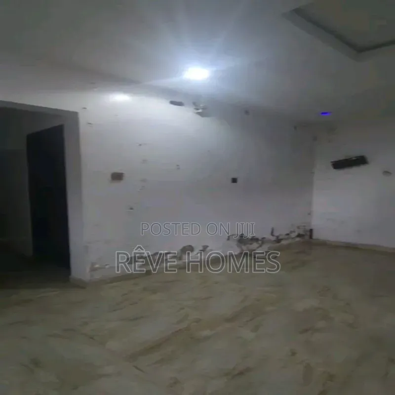 2bdrm Block of Flats in Alagomeji for rent