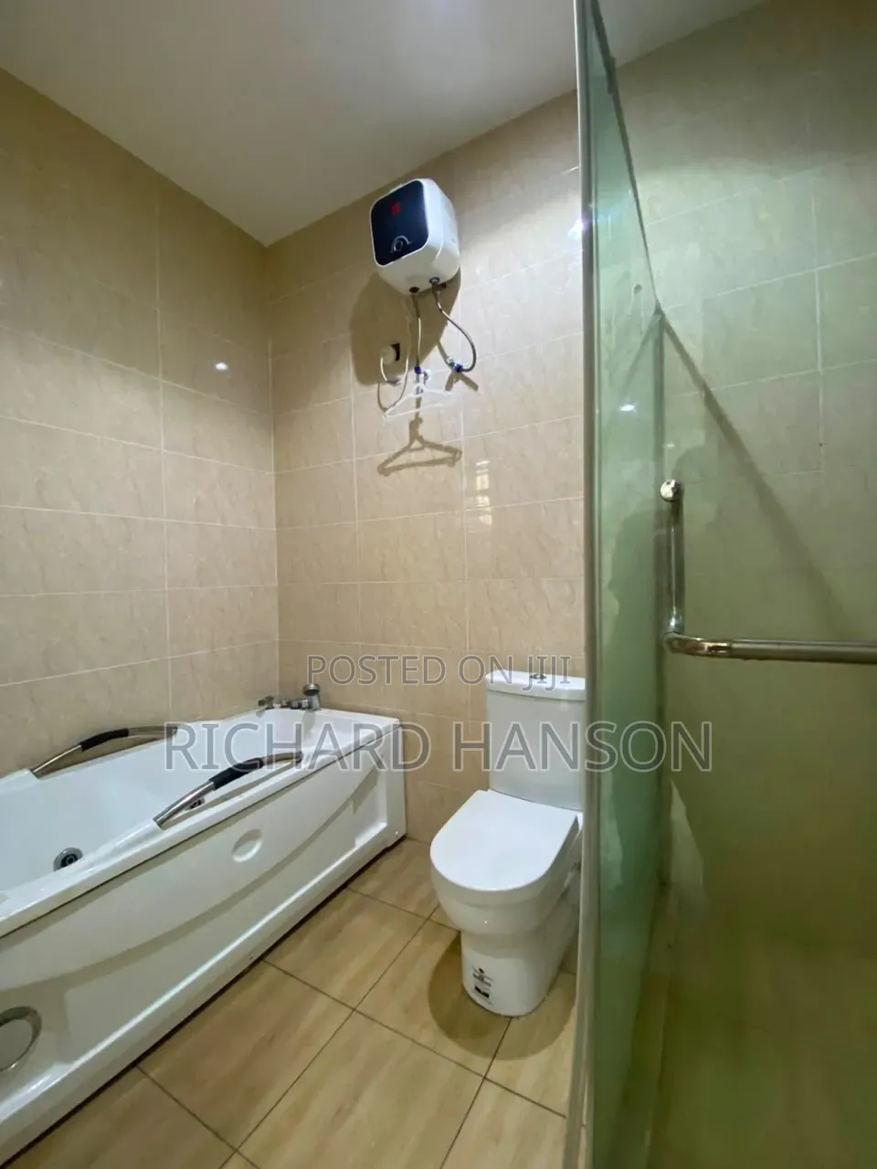 1bdrm Shared Apartment in Secured/Serviced, Chevron for rent