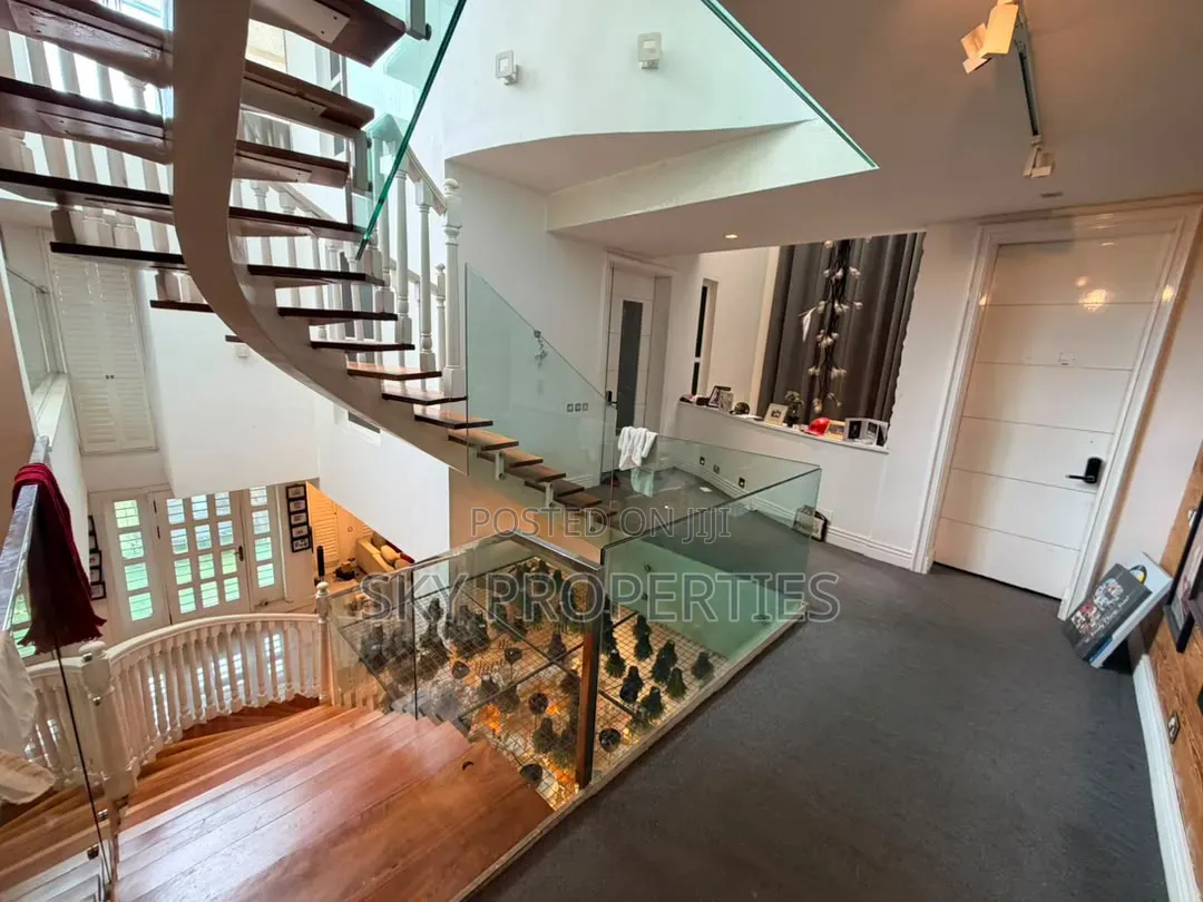 6bdrm Duplex in Banana Island, Old Ikoyi for rent