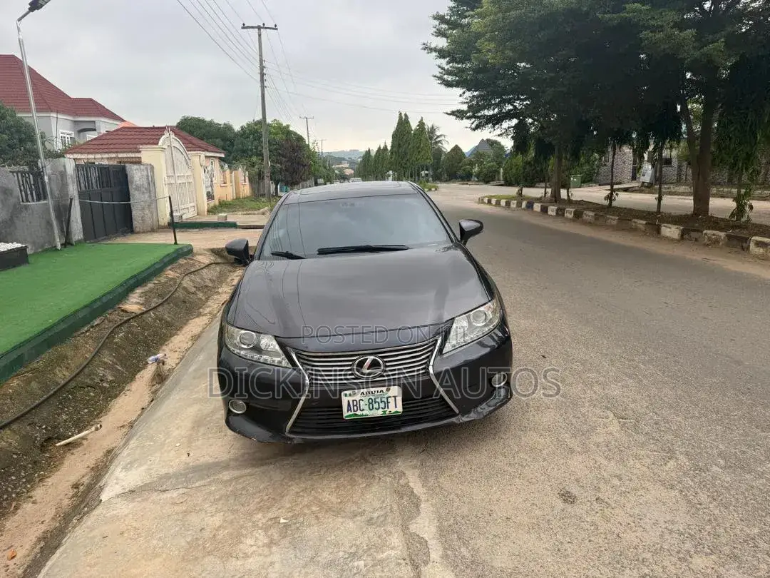 Lexus ES 2013 Gray