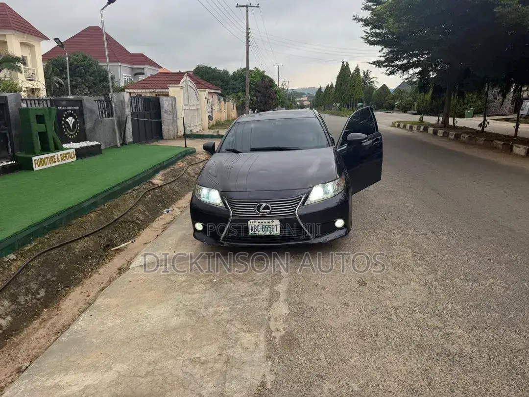 Lexus ES 2013 Gray