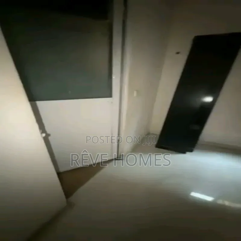 Studio Apartment in Fadeyi for rent