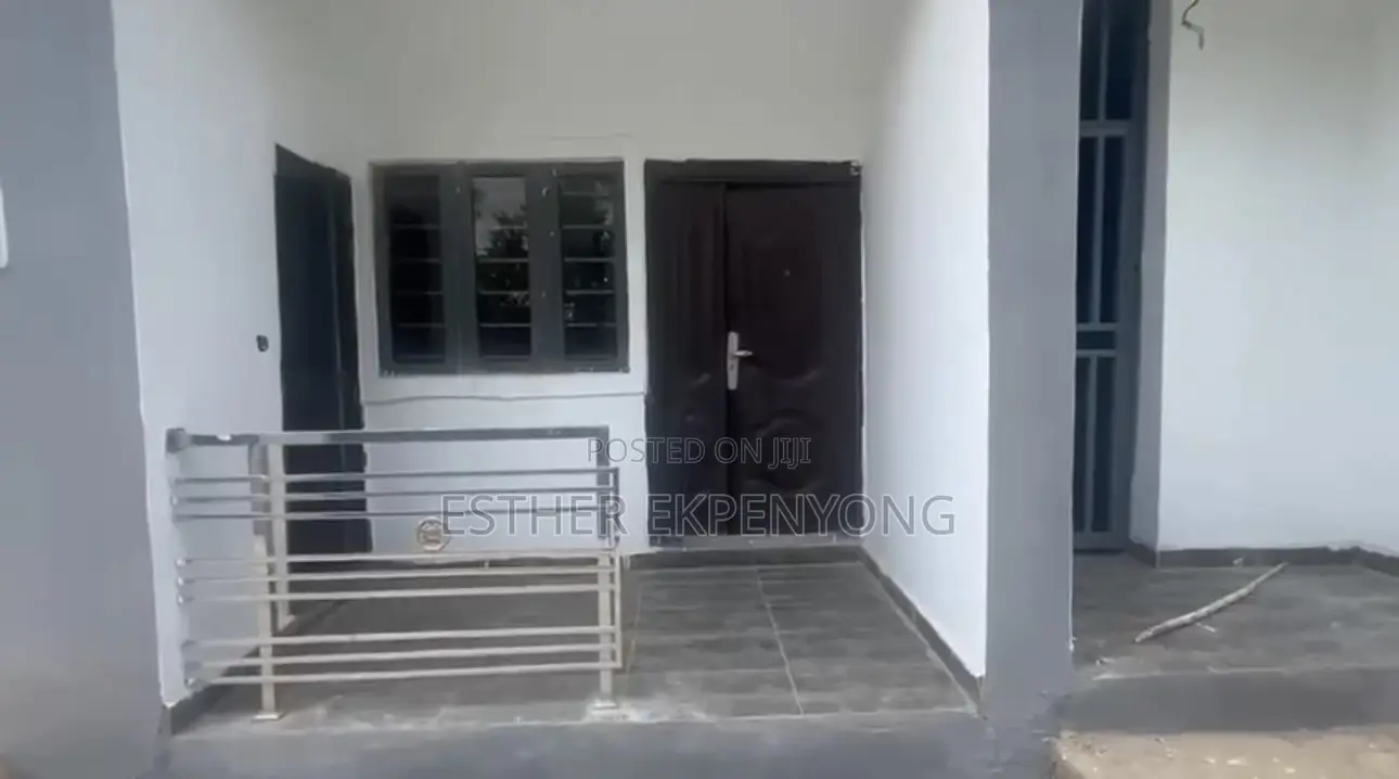 2bdrm Block of Flats in Kubwa for sale