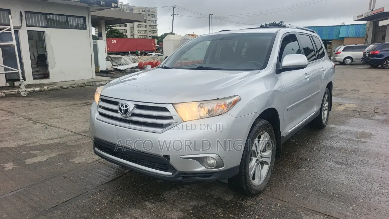 Toyota Highlander 3.5L 4WD 2013 Silver
