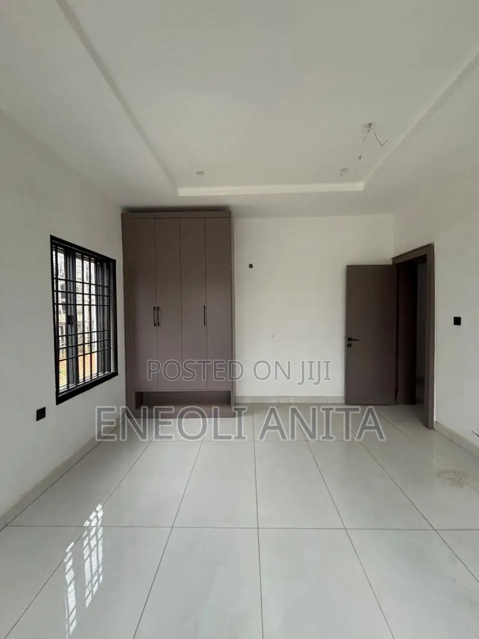 5bdrm Duplex in Jahi for sale