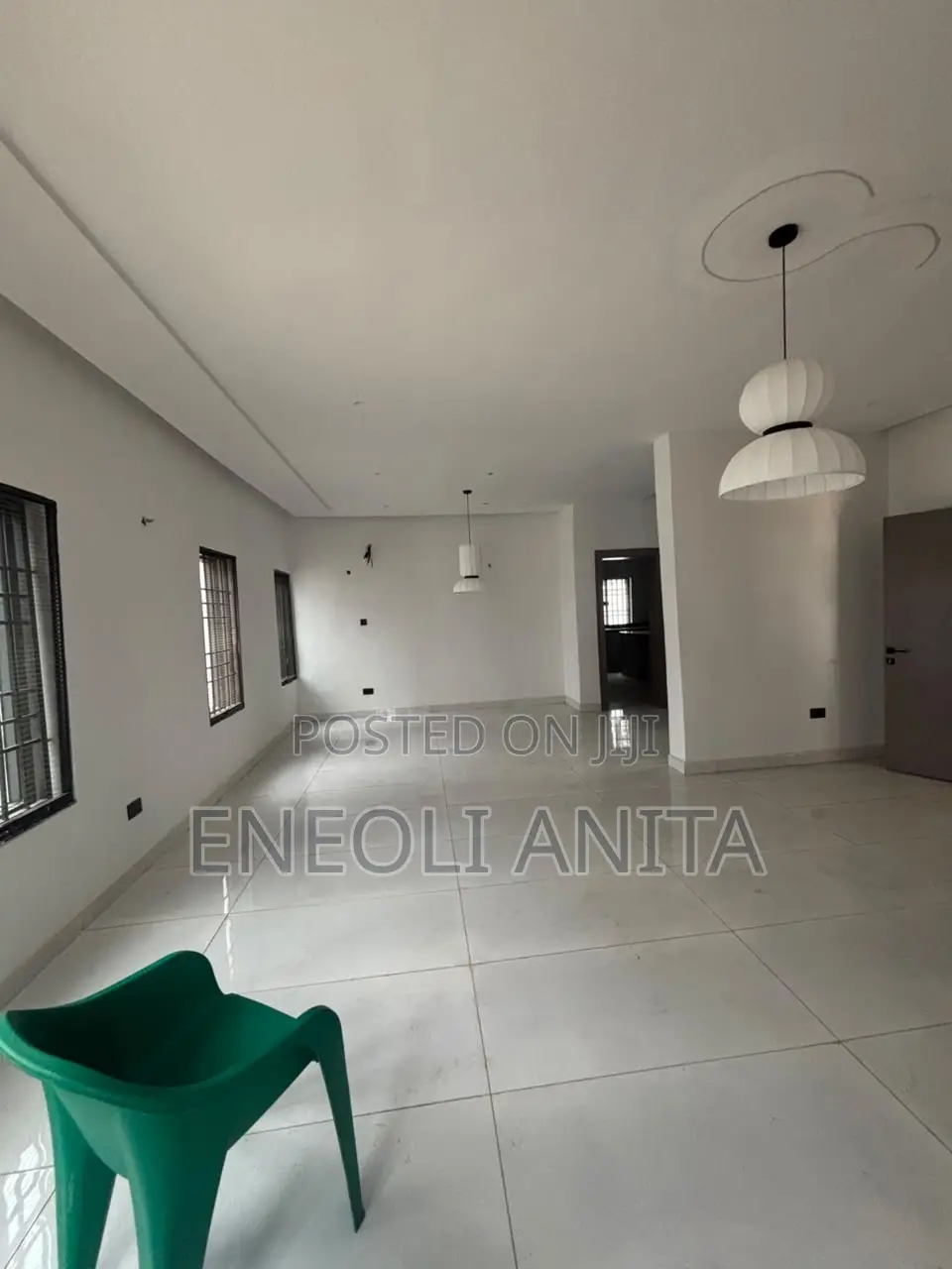 5bdrm Duplex in Jahi for sale