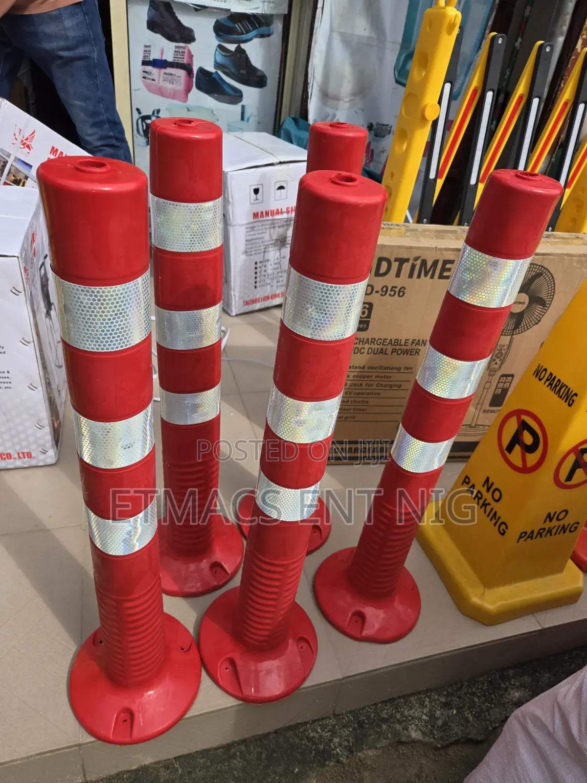 Traffic Delineators