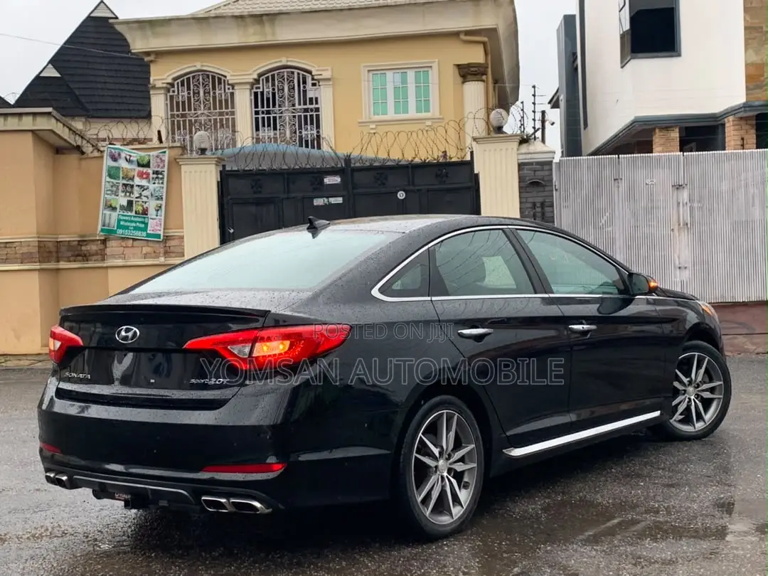 Hyundai Sonata Sport 4dr Sedan (2.4L 4cyl 6A) 2015 Black