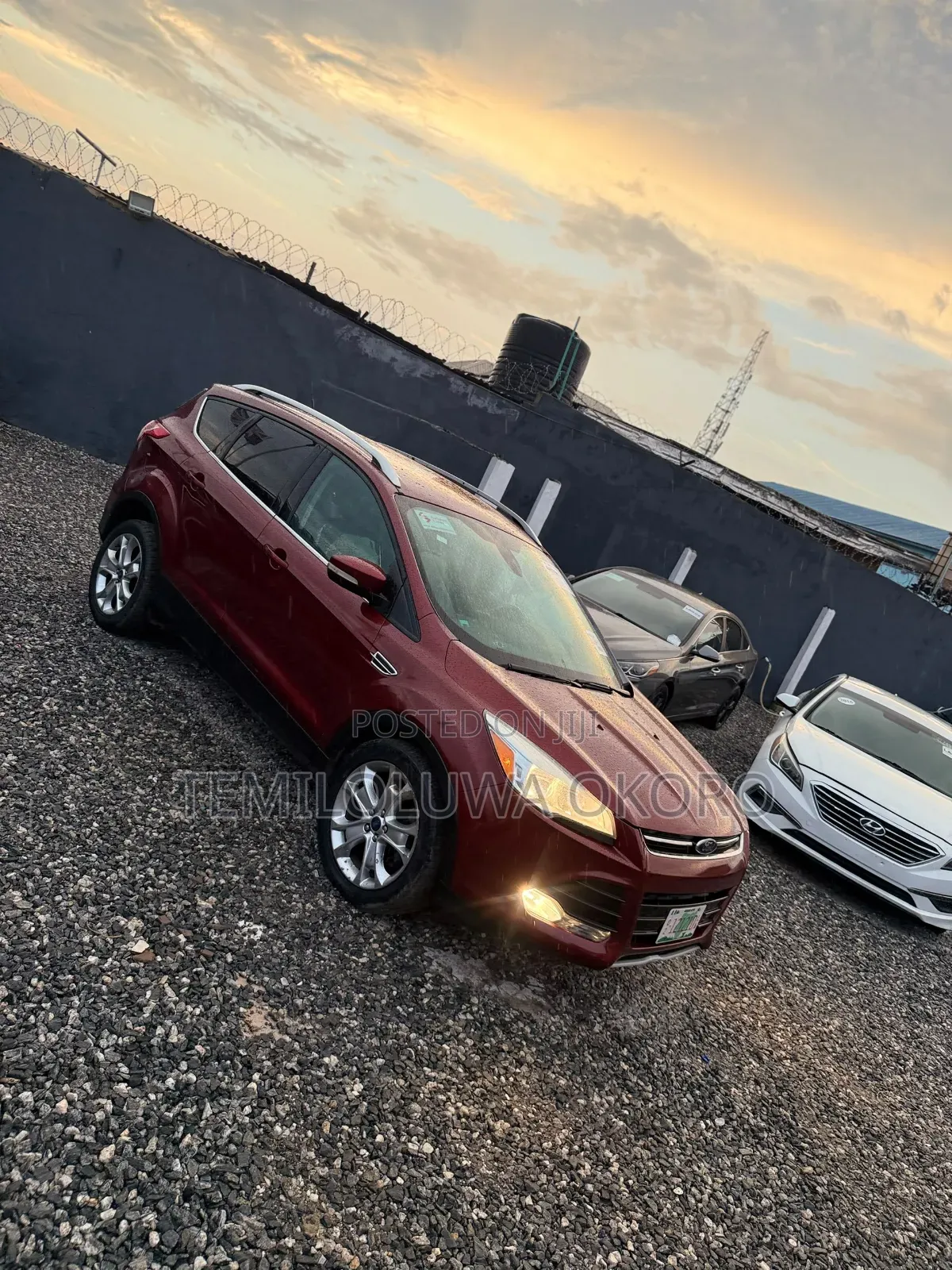 Ford Focus Titanium 4dr Hatchback (2.0L 4cyl 6AM) 2014 Burgundy