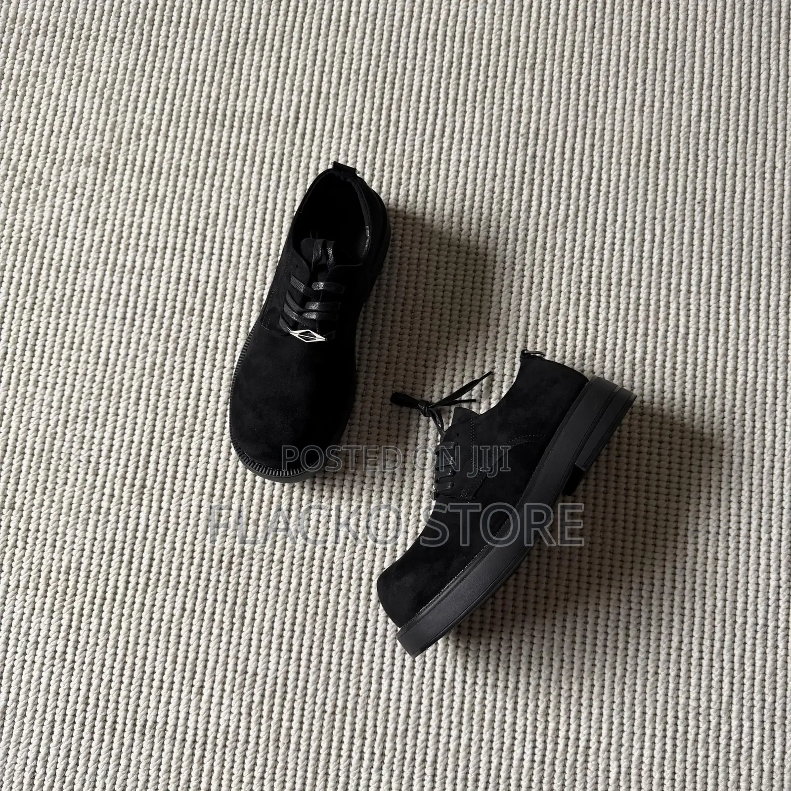 Original Round Toe Lace Up Platform Shoes