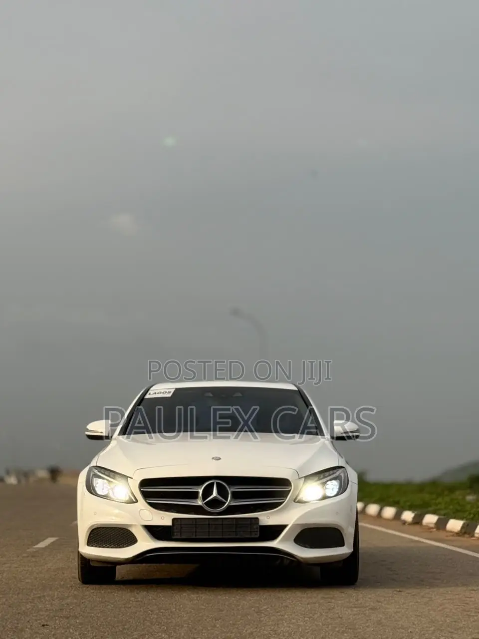 Mercedes-Benz C300 Sport 4Matic Sedan AWD (2.0L 4cyll 7A) 2016 White