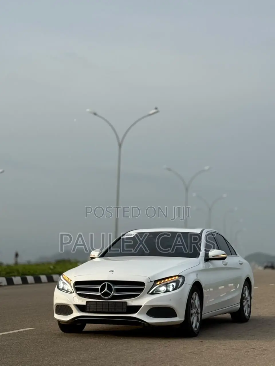 Mercedes-Benz C300 Sport 4Matic Sedan AWD (2.0L 4cyll 7A) 2016 White