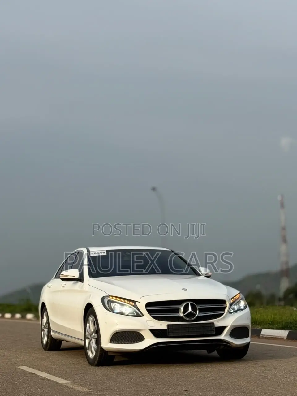 Mercedes-Benz C300 Sport 4Matic Sedan AWD (2.0L 4cyll 7A) 2016 White