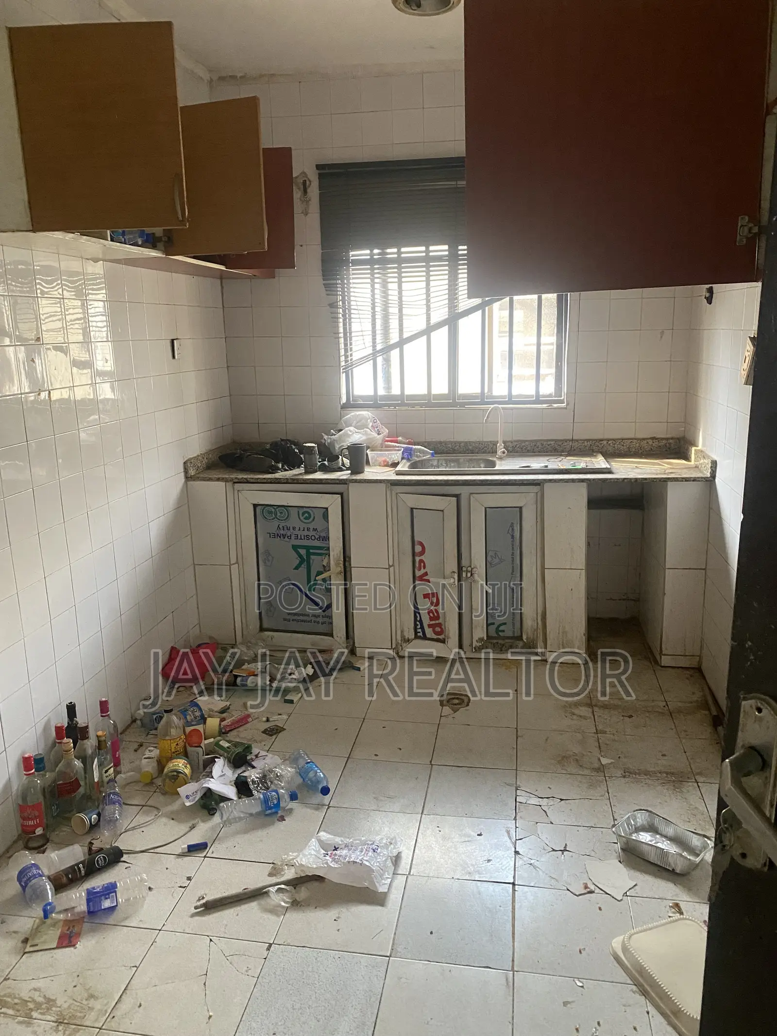 3bdrm Block of Flats in Garki for rent