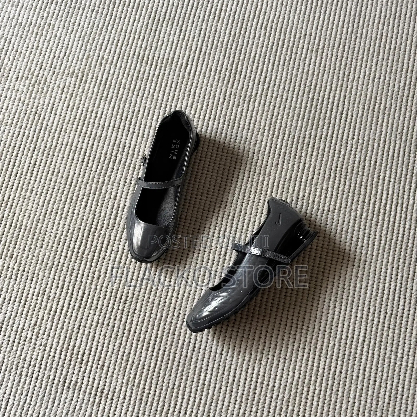 Original Nike WMNS Shox Z Calistra Sneakers