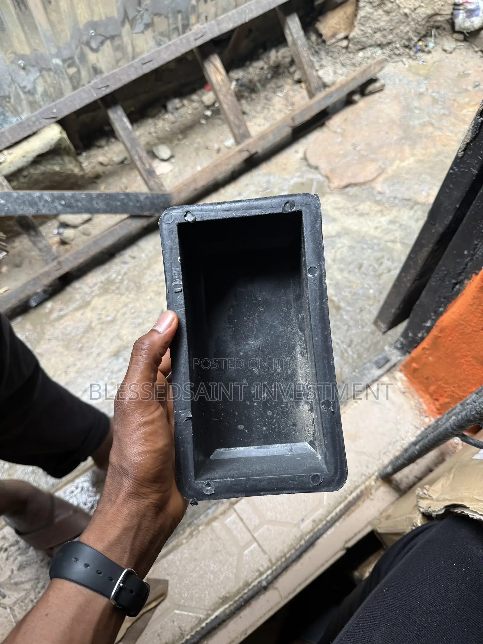 Plastic I-Interlock Mould