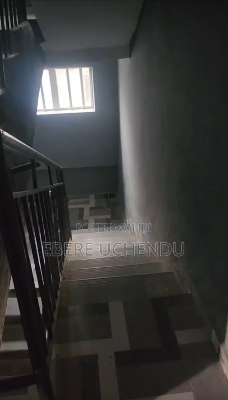 2bdrm Apartment in Amukoko Orile for rent