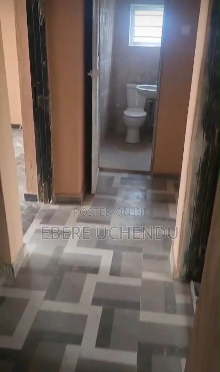 2bdrm Apartment in Amukoko Orile for rent