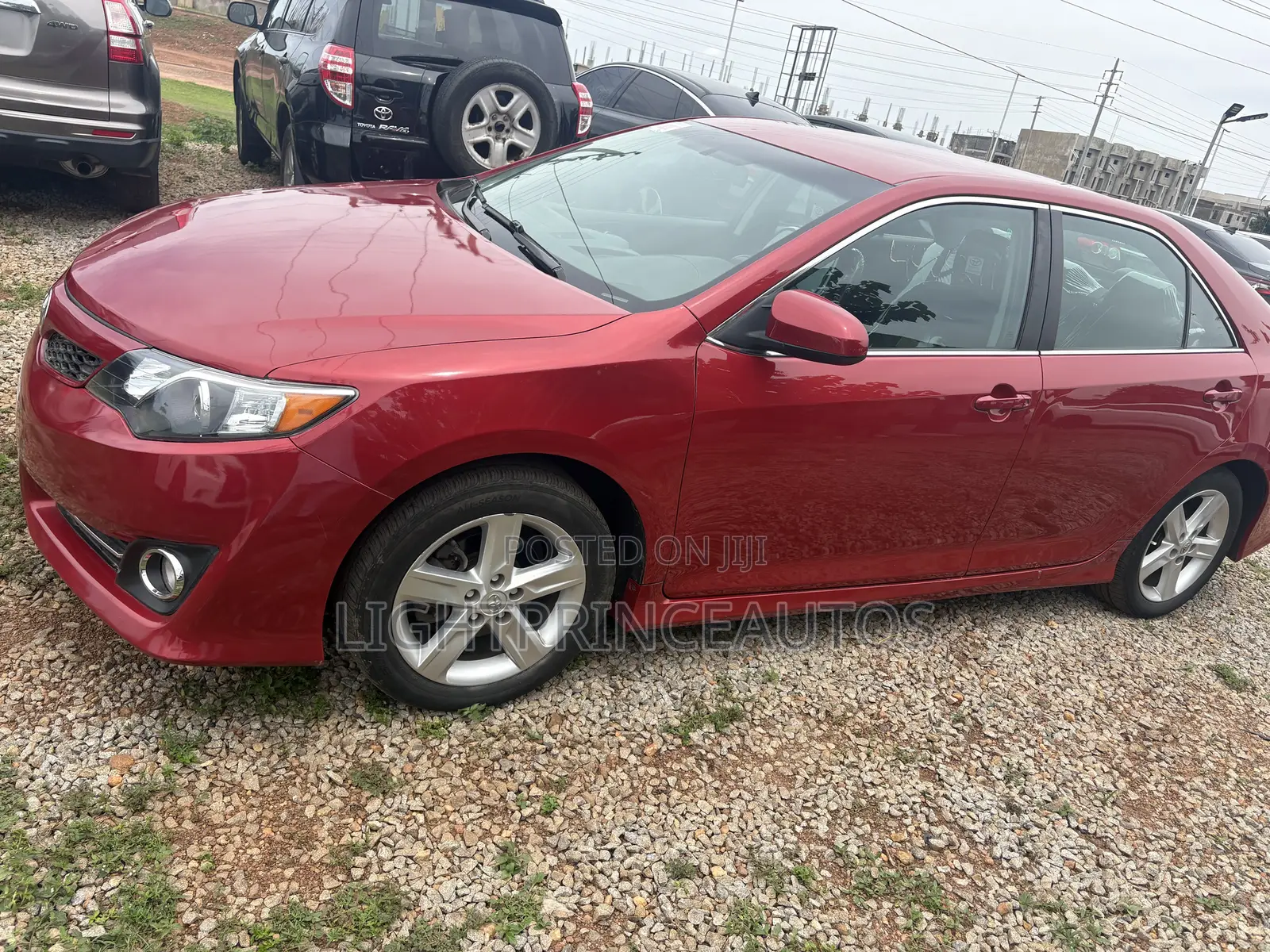 Toyota Camry SE 4dr Sedan (2.5L 4cyl 6A) 2014 Red