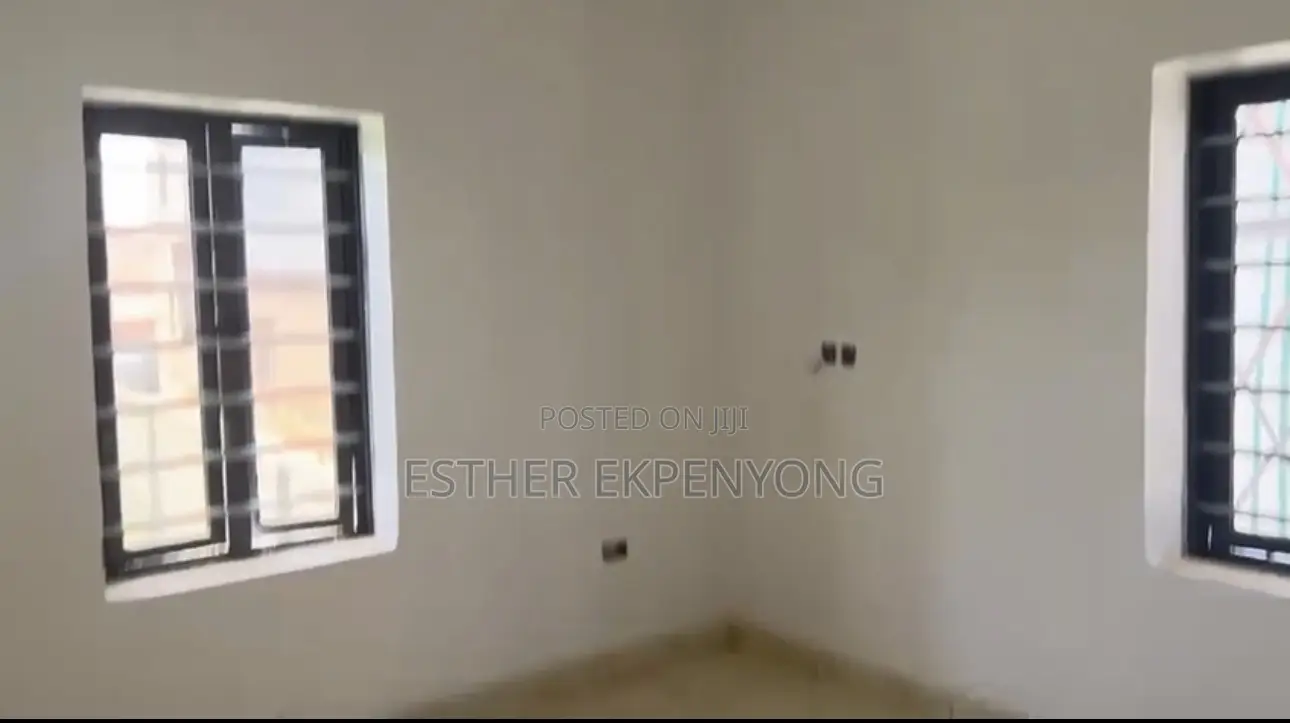3bdrm Block of Flats in Kubwa for sale