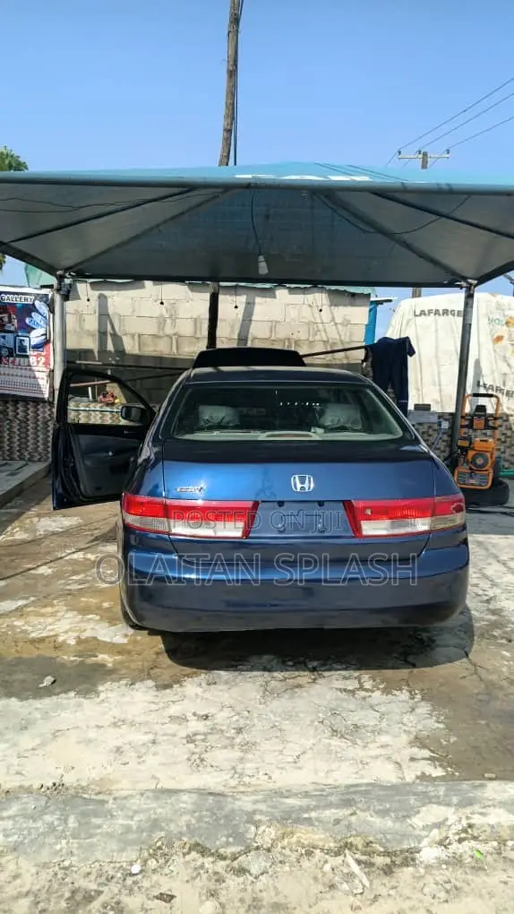 Honda Accord 2004 Blue