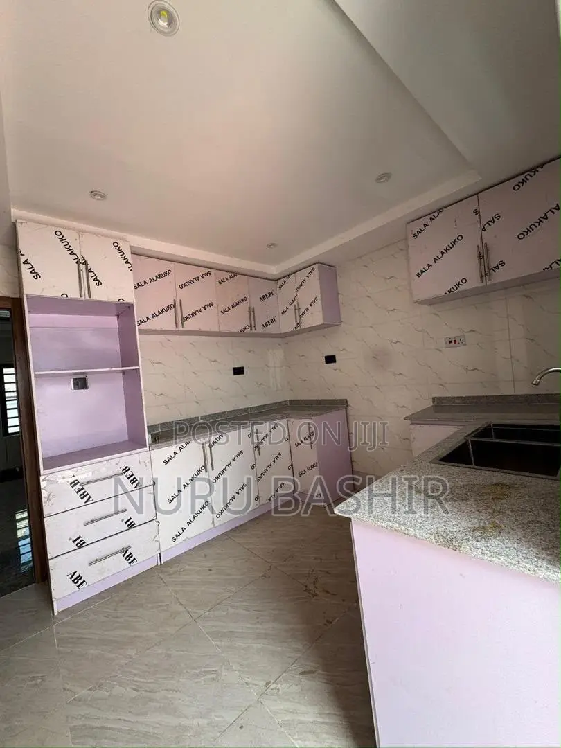 4bdrm Duplex in Onikoko, Agodi for sale