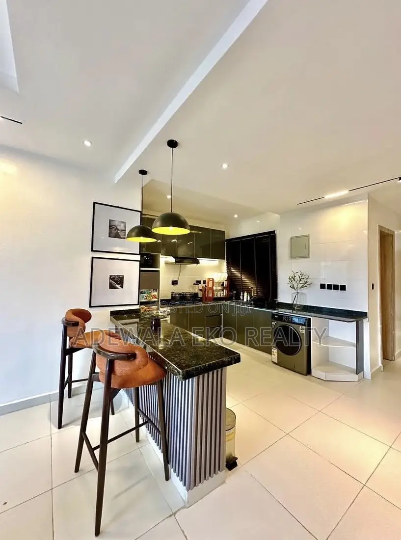2 Bedroom Serviced Apartment- Lekki Phase 1 | PS5 | Smart Home