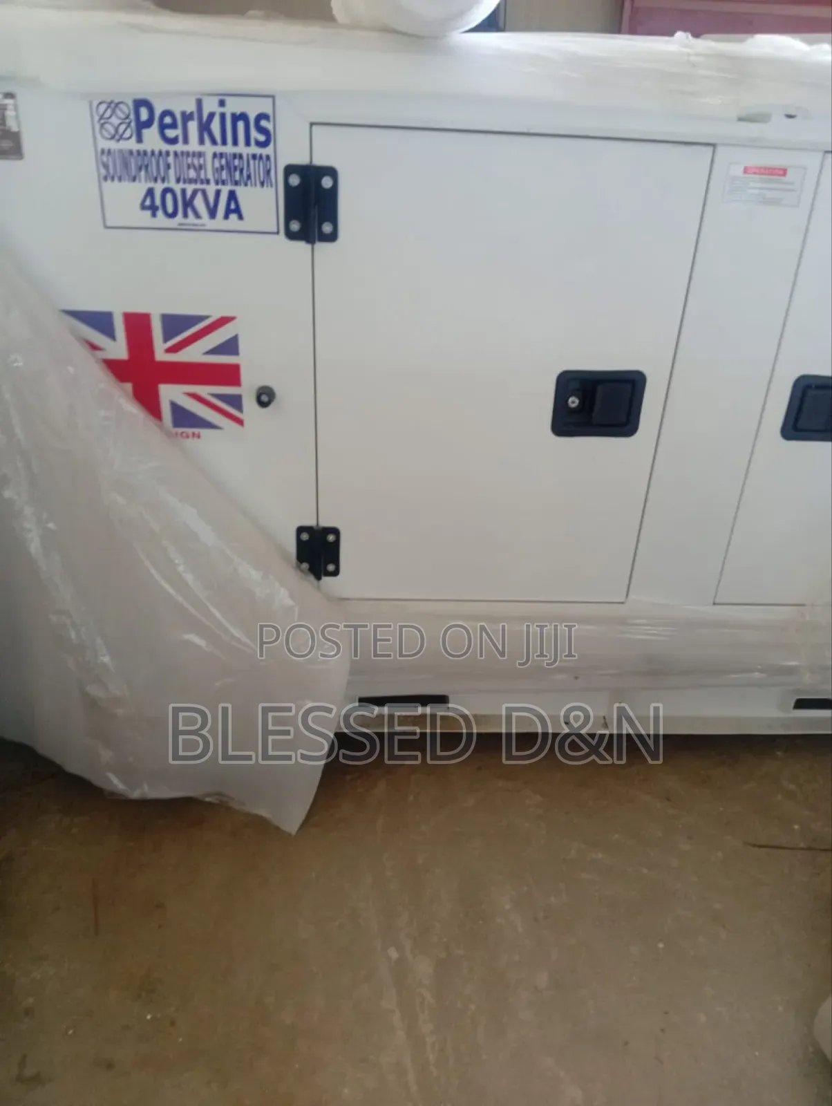 40KVA UK Perkins Soundproof Diesel Generator