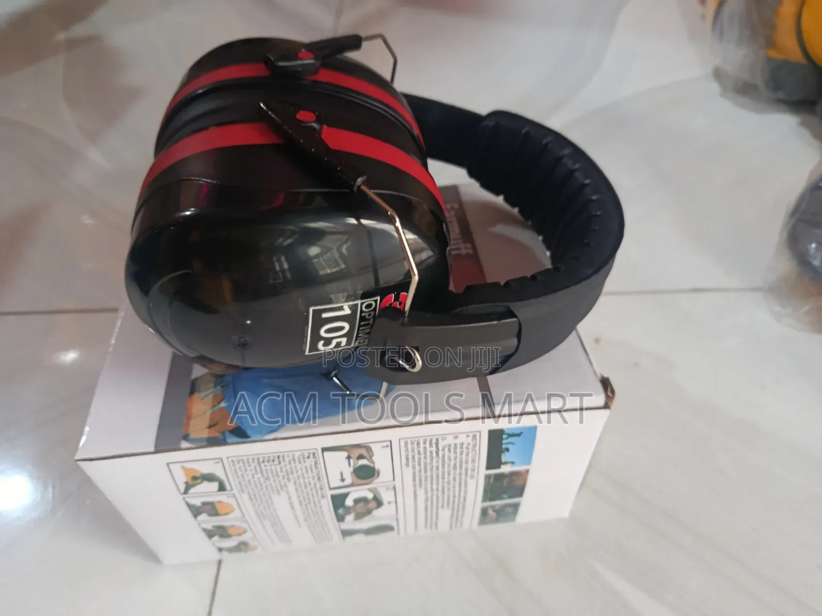 3M PELTOR Optime 105 H10A High Noise Reduction Safety Earmuffs 30 dB