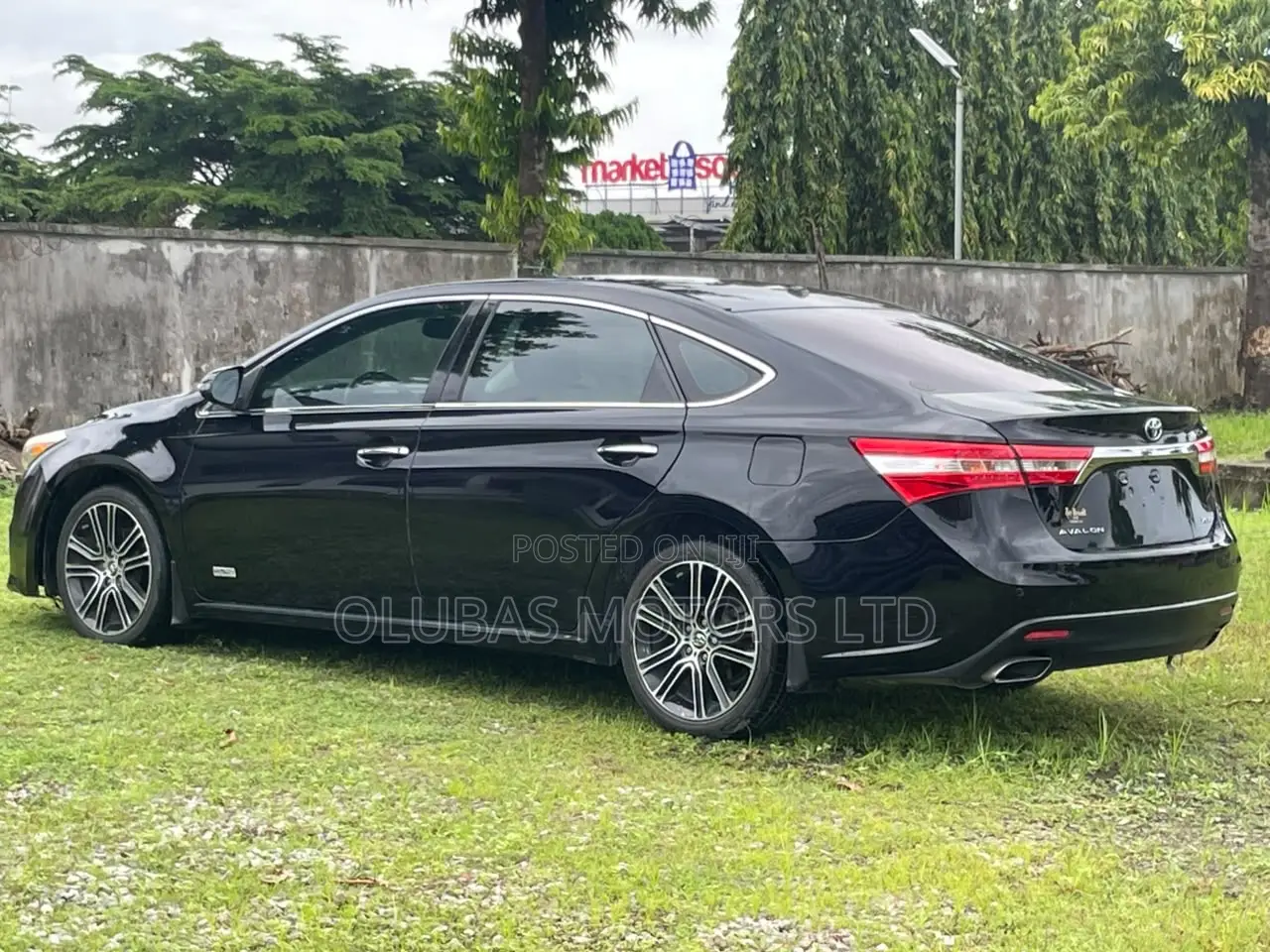 Toyota Avalon XLE Touring 4dr Sedan (3.5L 6cyl 6A) 2015 Black