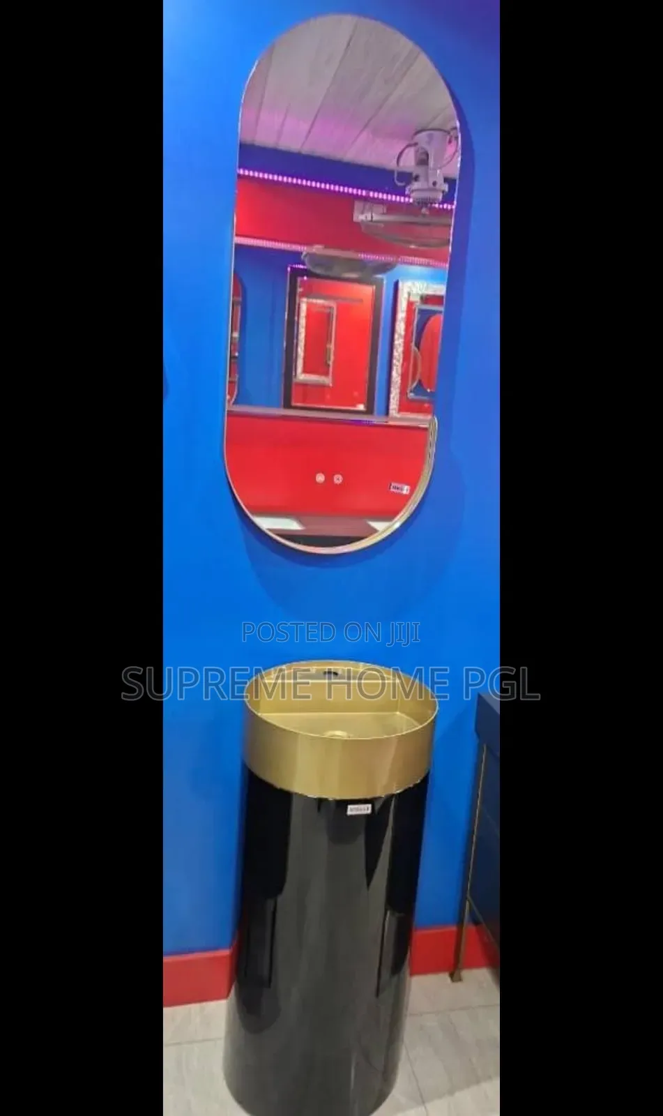 High Quality Wash Hand Basin With Mirror