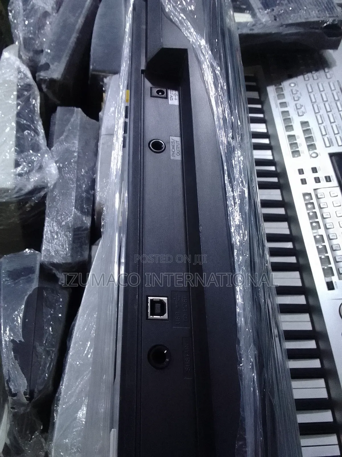 Yamaha YPT-240 61-Key Portable Keyboard – UK Used, Excellent Sound