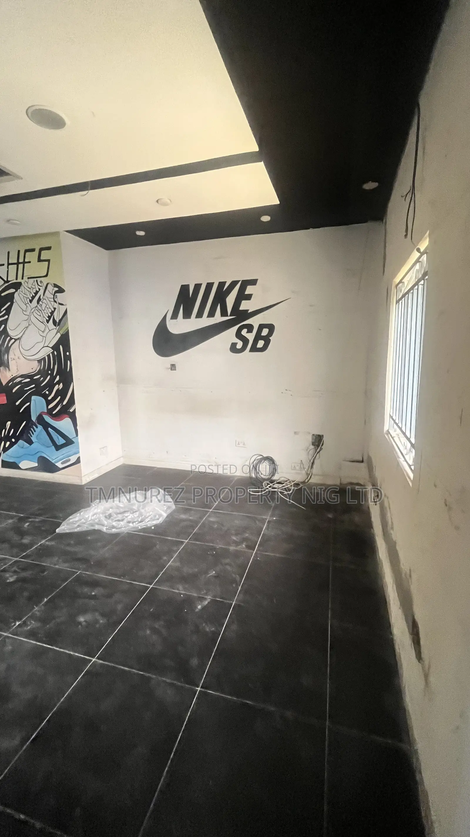 Showroom Shop