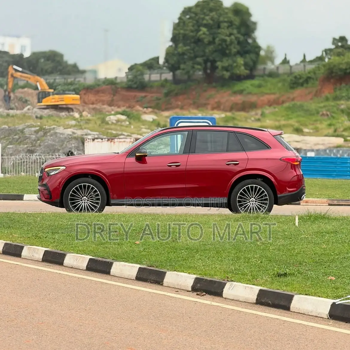 Mercedes-Benz GLC-Class GLC 300 2024 Red