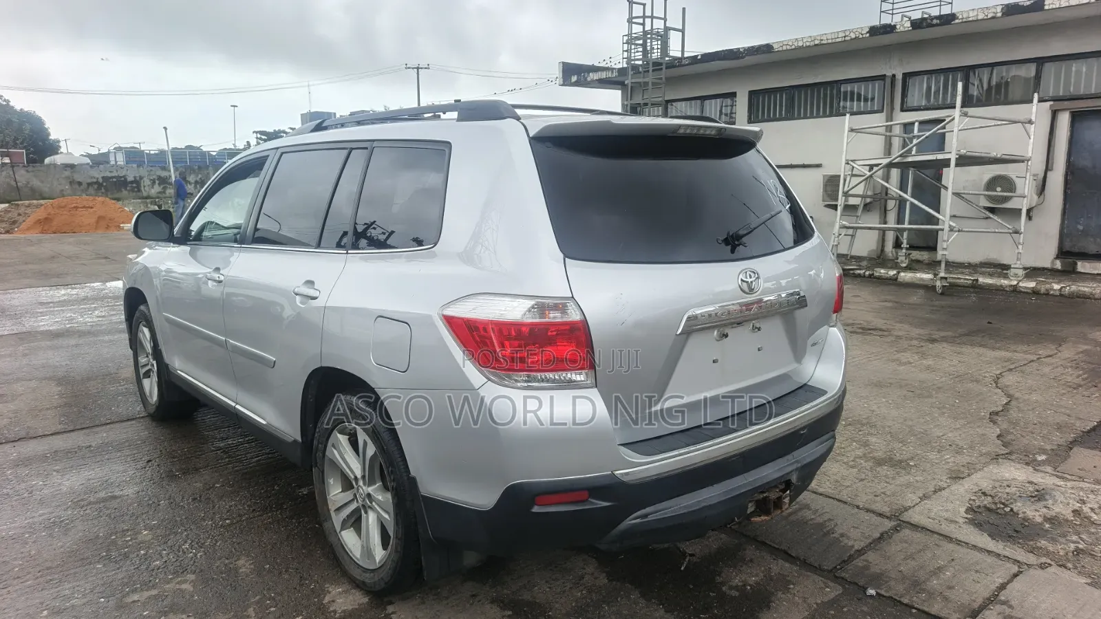 Toyota Highlander 3.5L 4WD 2013 Silver