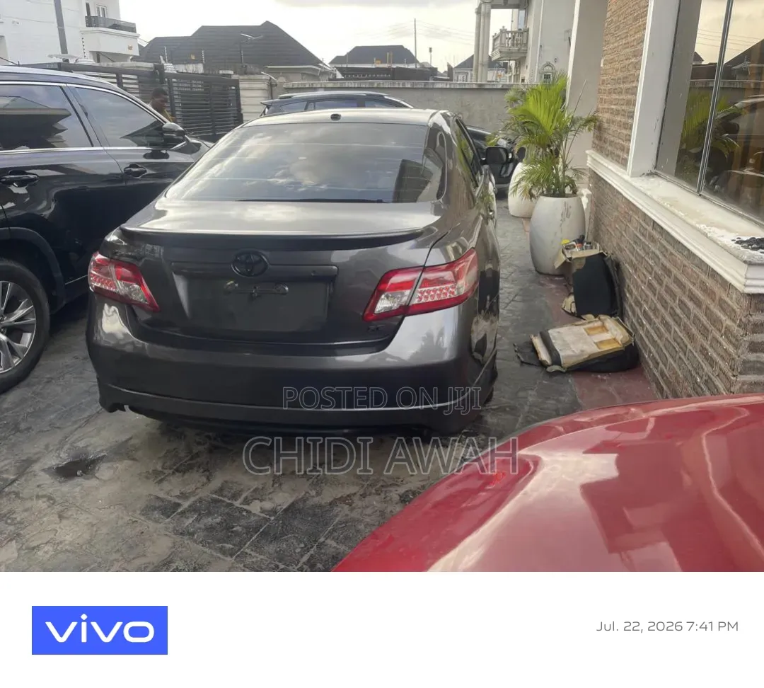 Toyota Camry SE 4dr Sedan (2.5L 4cyl 6A) 2011 Black