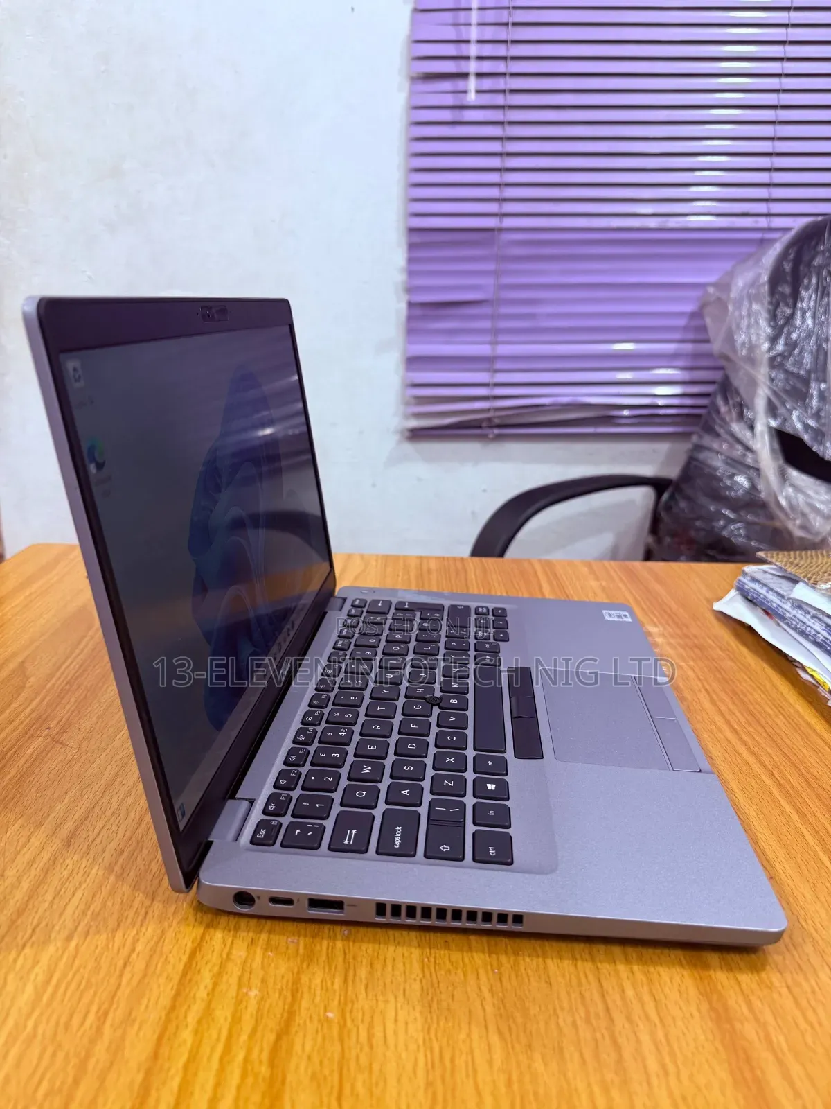 Laptop Dell Latitude 5310 8GB Intel Core i5 SSD 256GB