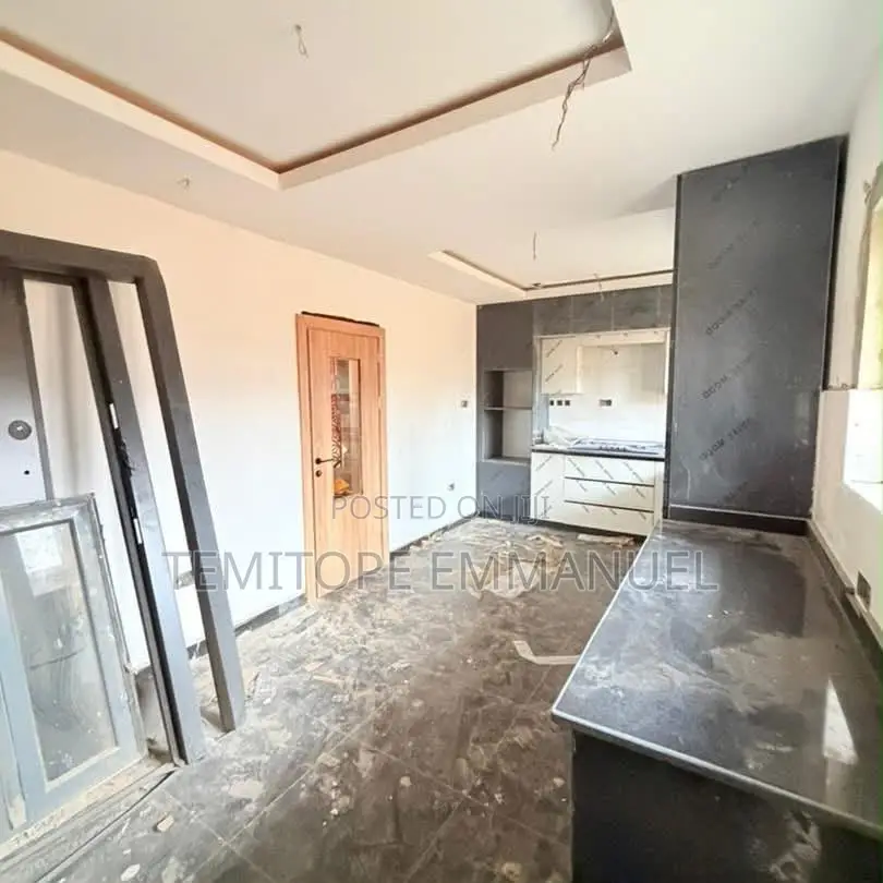 Furnished 4bdrm Duplex in Ogudu GRA for sale