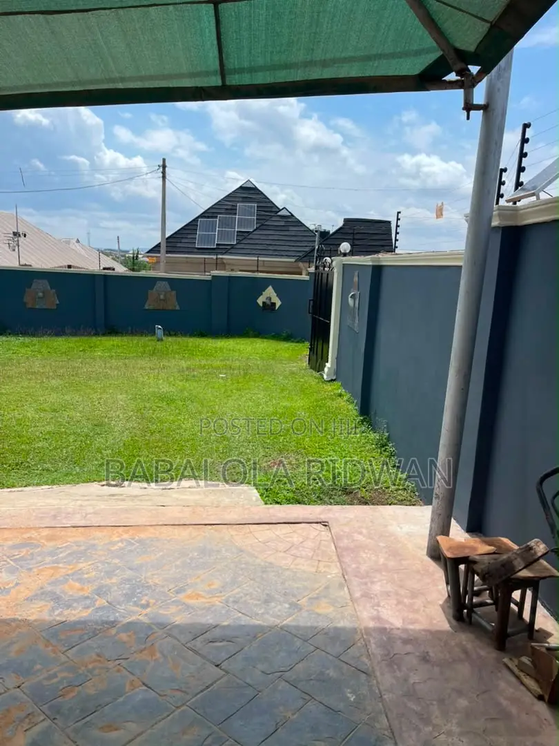 3bdrm Bungalow in Jankata, Akala Express for sale