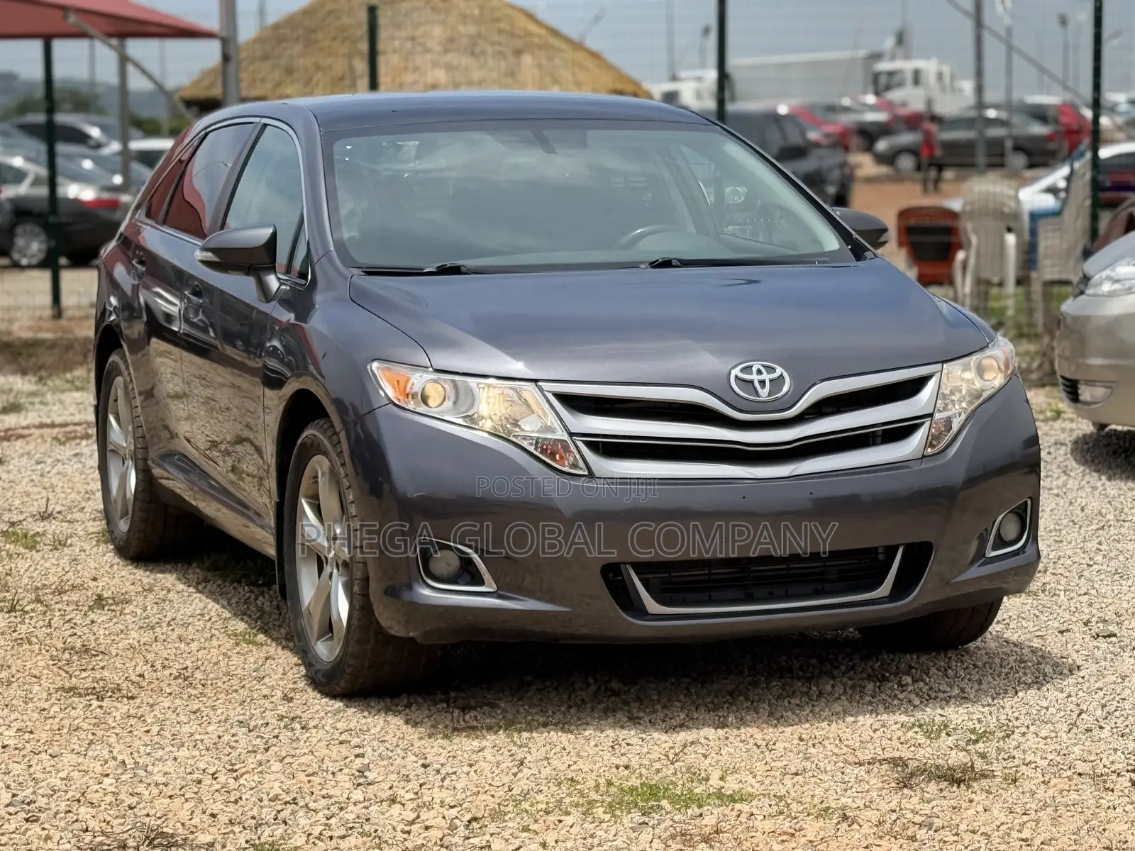 Toyota Venza XLE 4dr Wagon AWD (2.7L 4cyl 6A) 2014 Gray