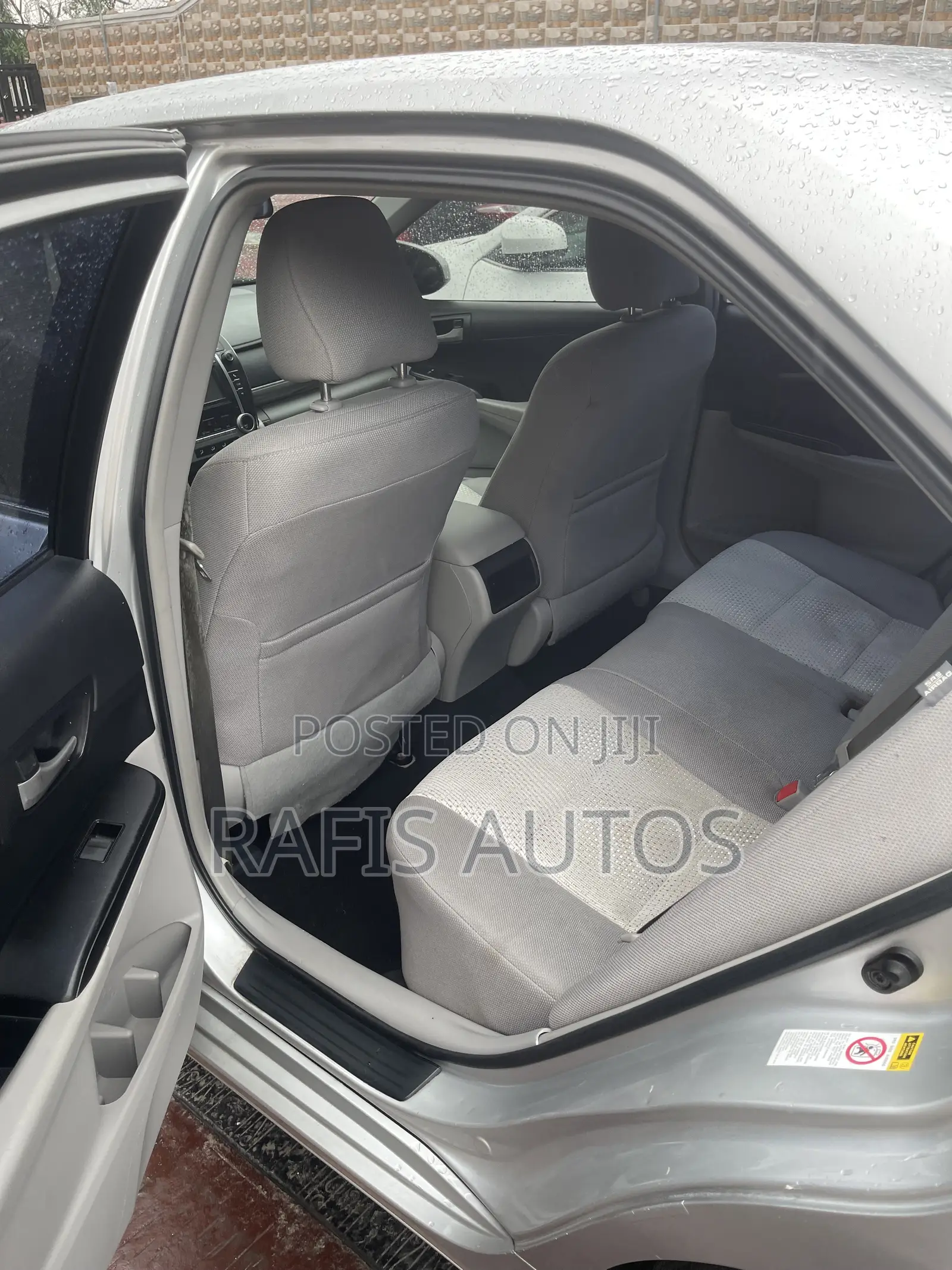 Toyota Camry L 4dr Sedan (2.5L 4cyl 6A) 2014 Silver