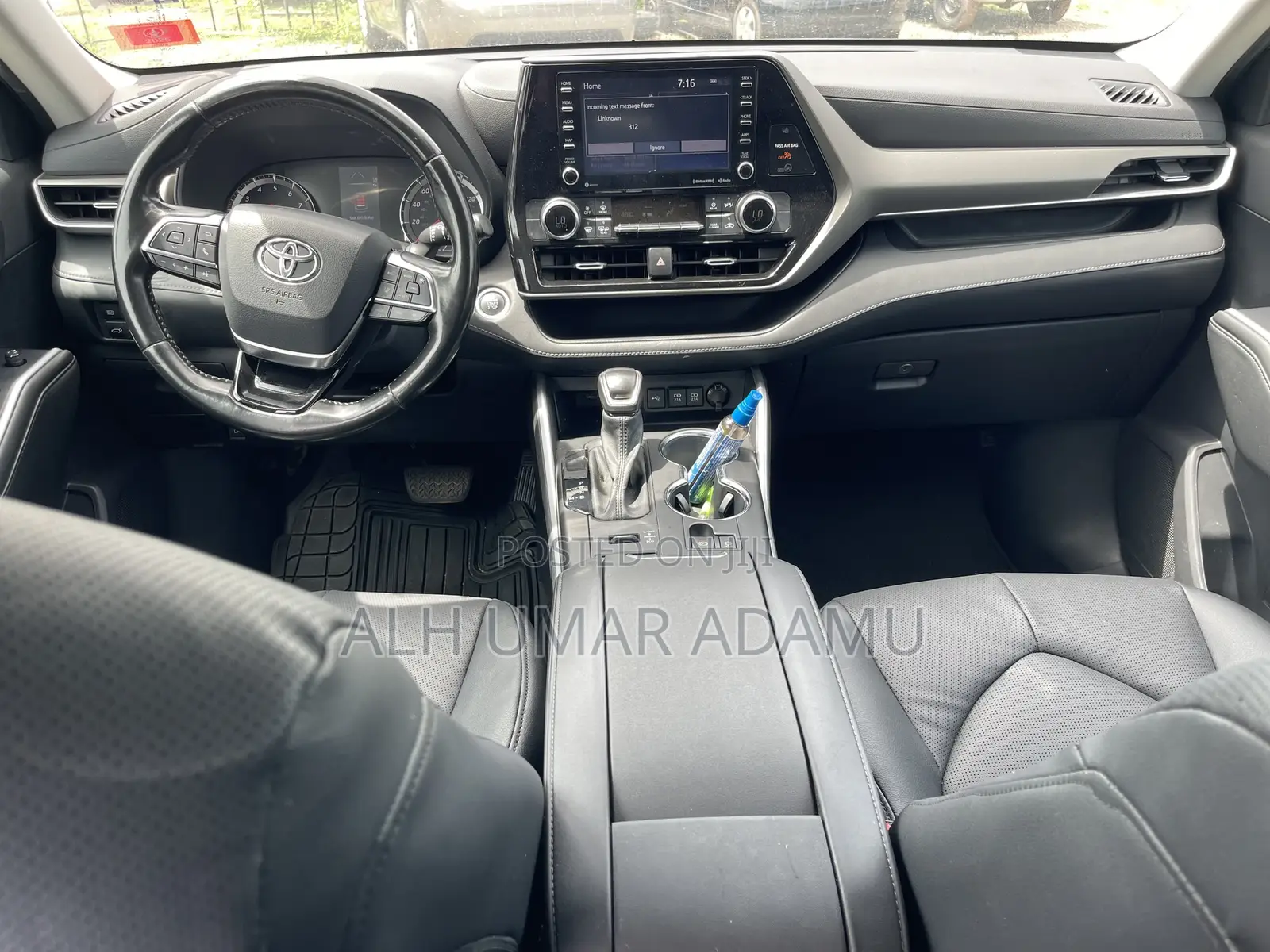 Toyota Highlander 2022 Blue