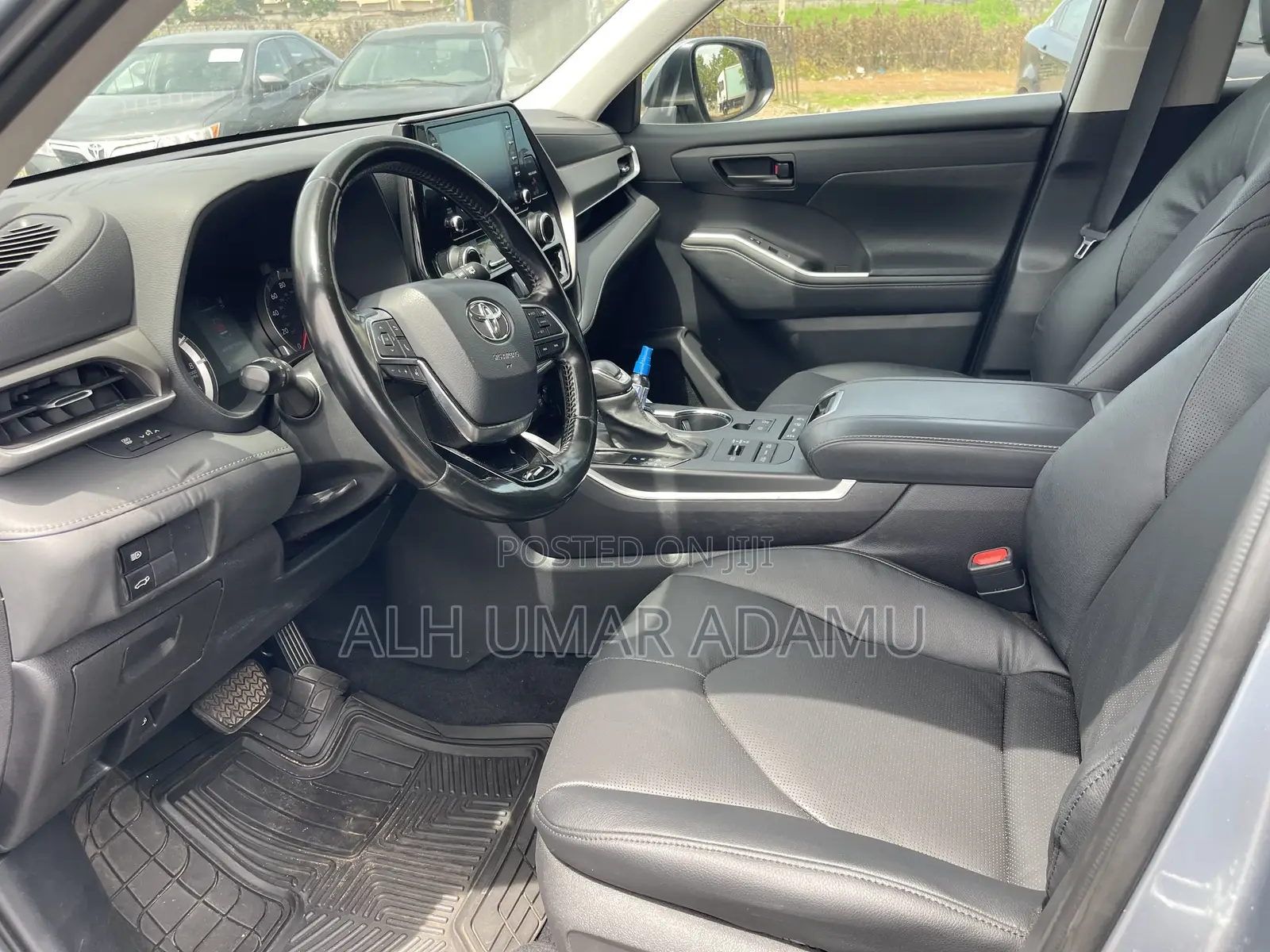 Toyota Highlander 2022 Blue