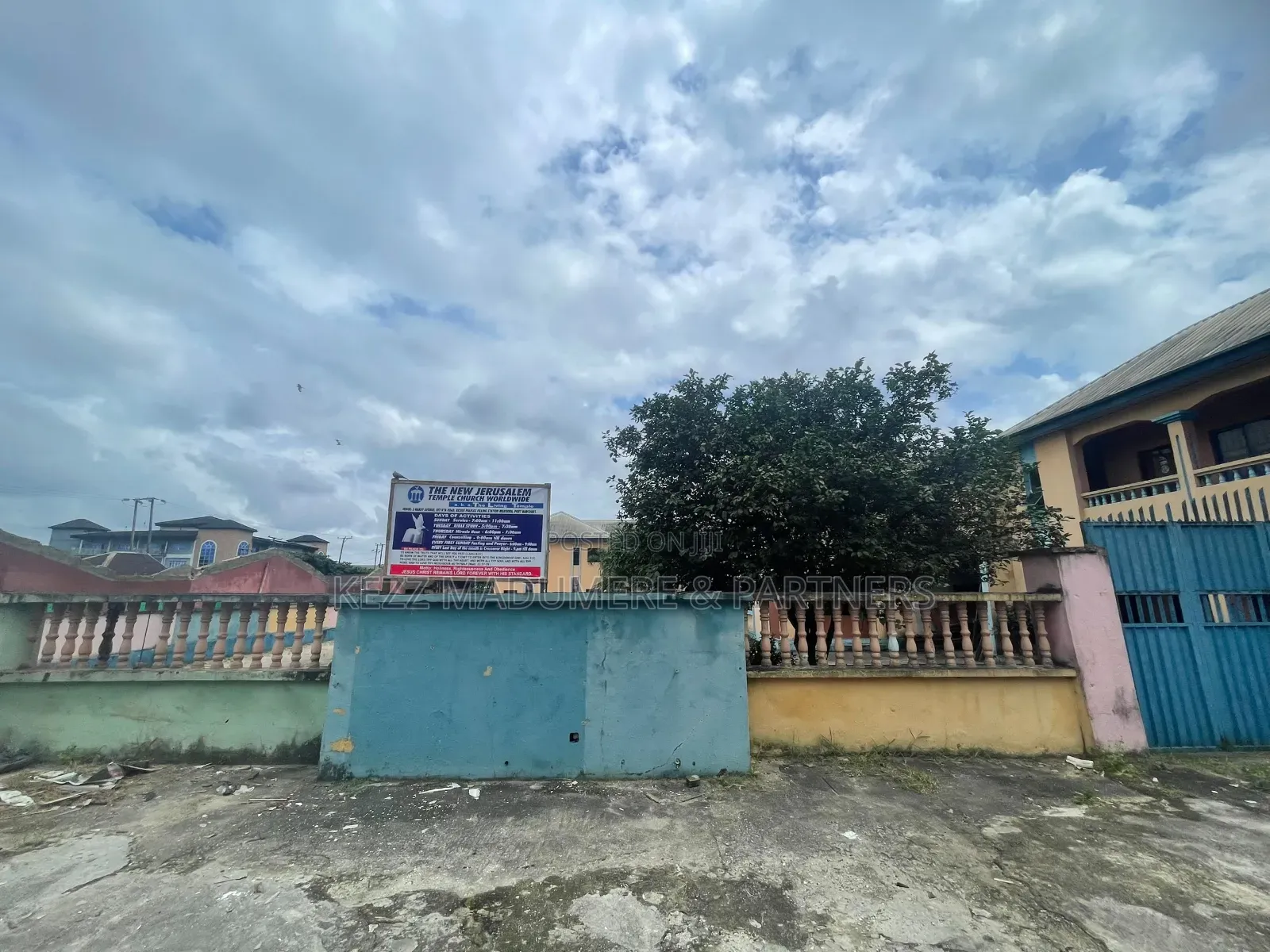 For Sale : Non Functional School at Nta Road Port Harcourt