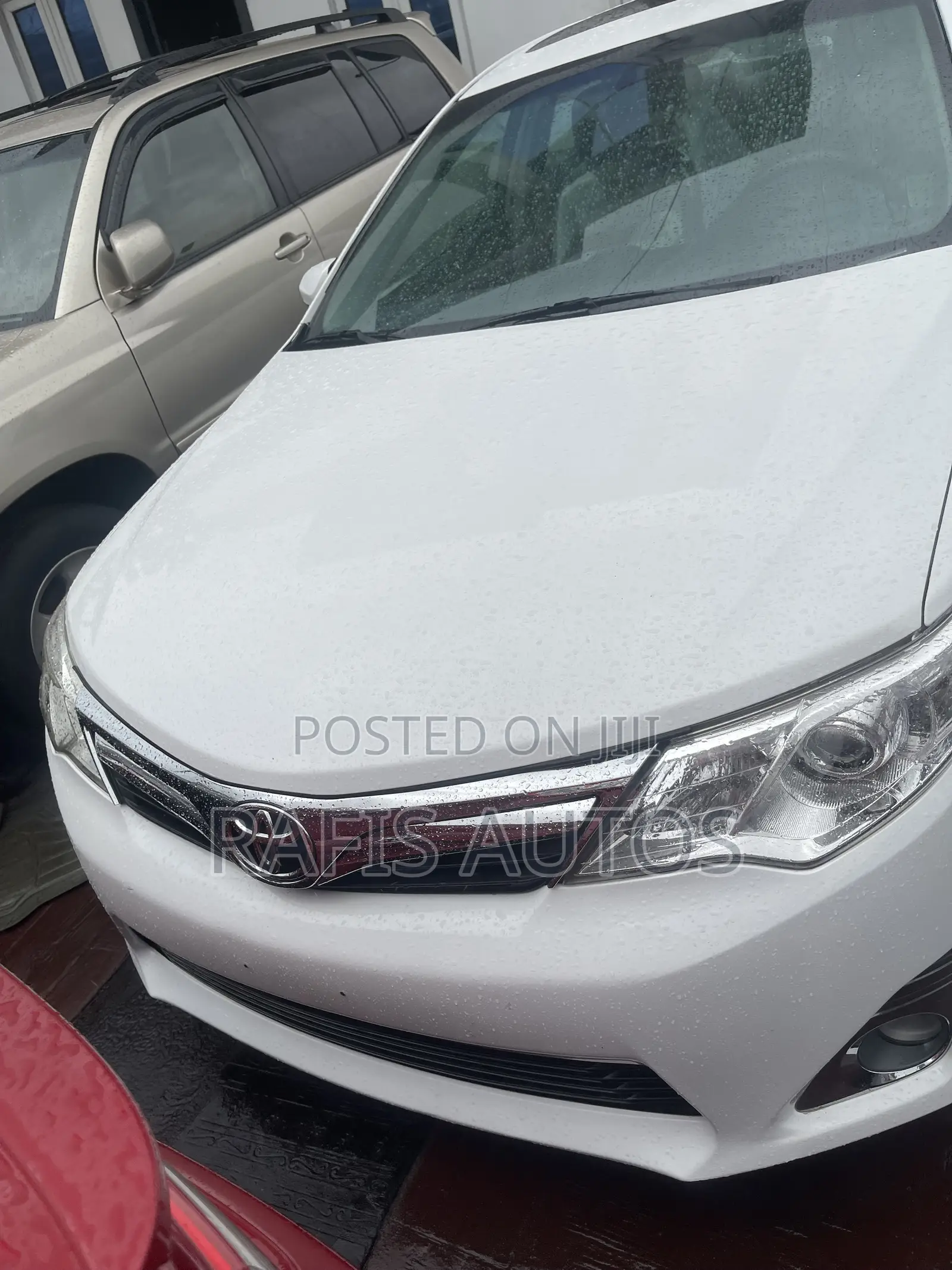 Toyota Camry XLE 4dr Sedan (2.5L 4cyl 6A) 2014 White