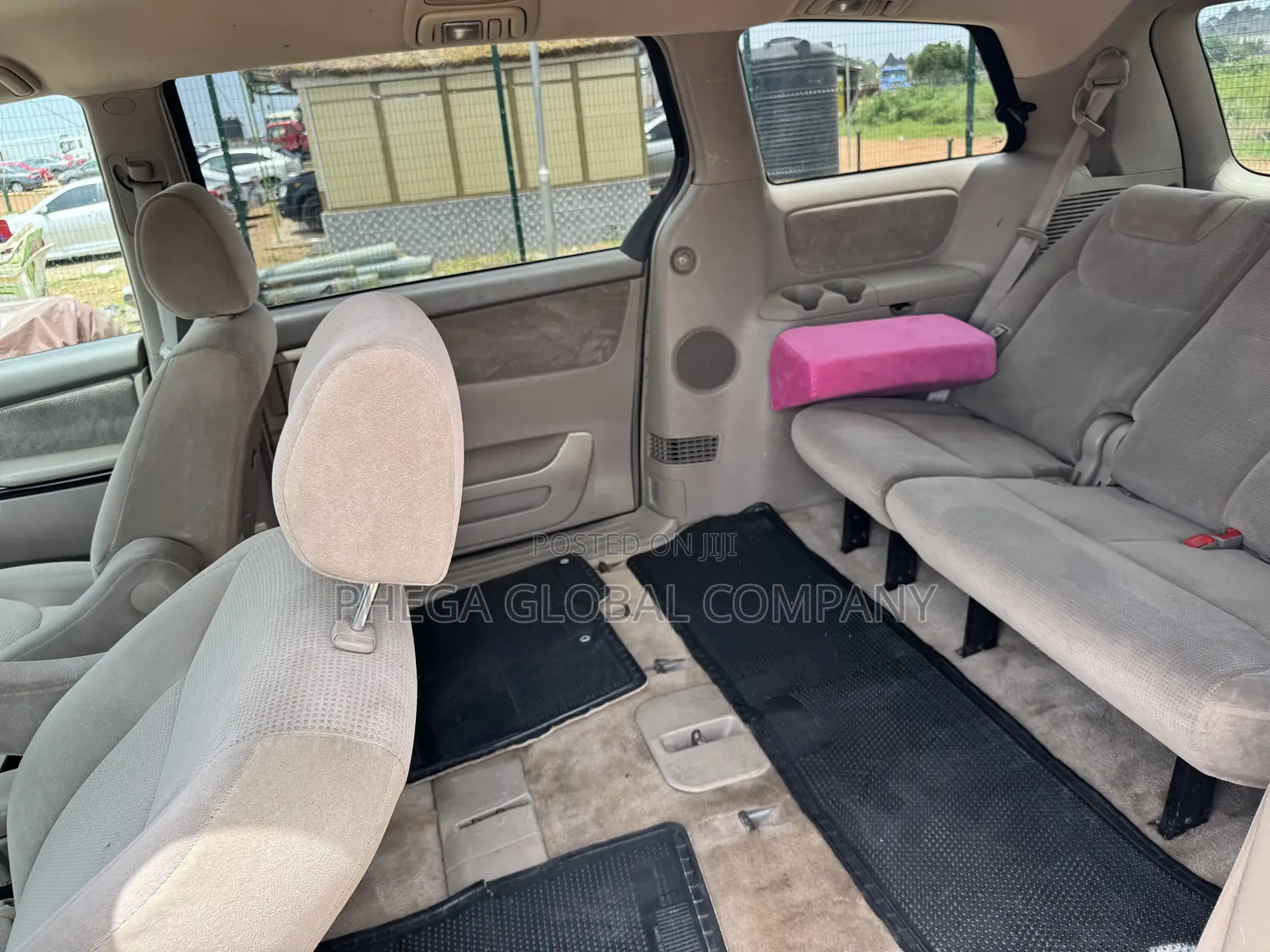 Toyota Sienna LE AWD 2005 Gold