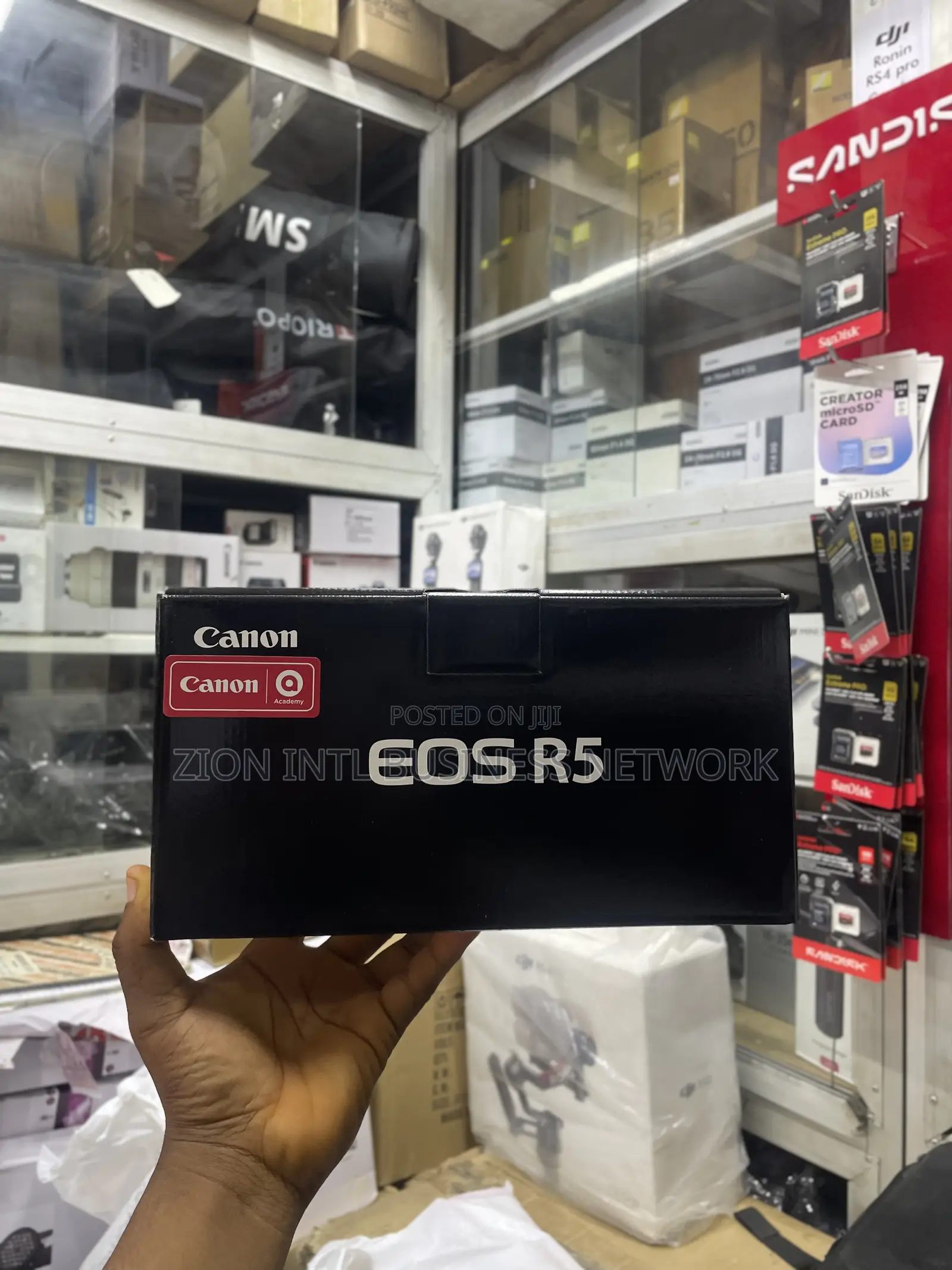Canon Eos R5